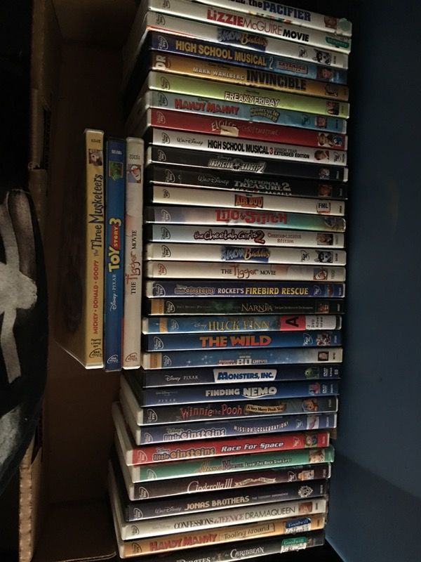 35 kids children’s family Disney DVD’s movies lot