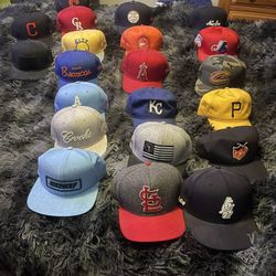 21 SnapBack Hats. New And Like New 