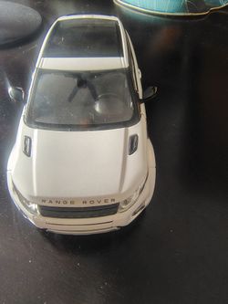 Range Rover Die-Cast Model Car White