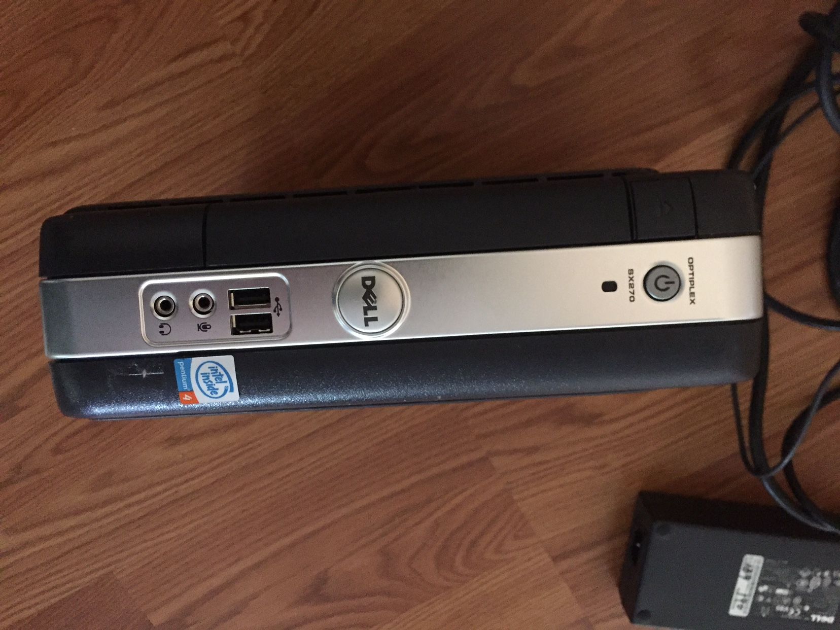 Small Desktop Windows XP Home Edition