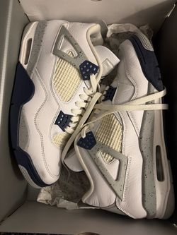 Jordan 4 men’s navy blue