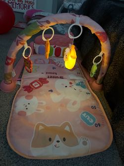Glow play mat