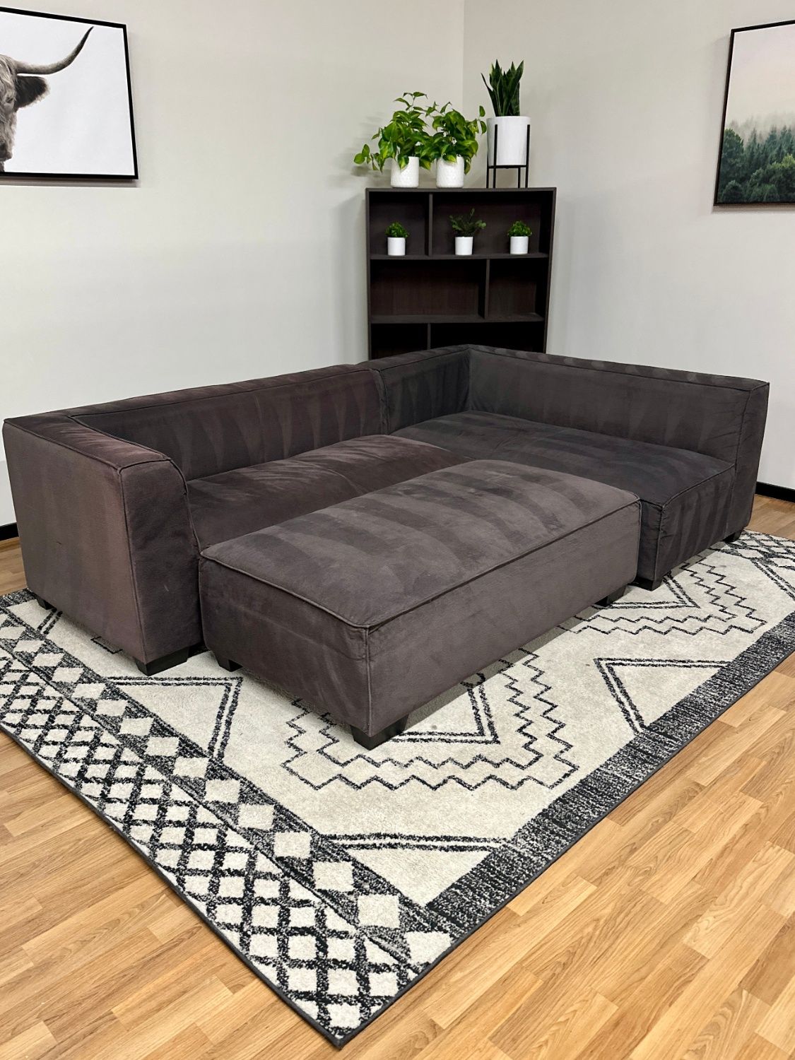 🚚 FREE DELIVERY! Grey Sectional Sofa w/ Ottoman