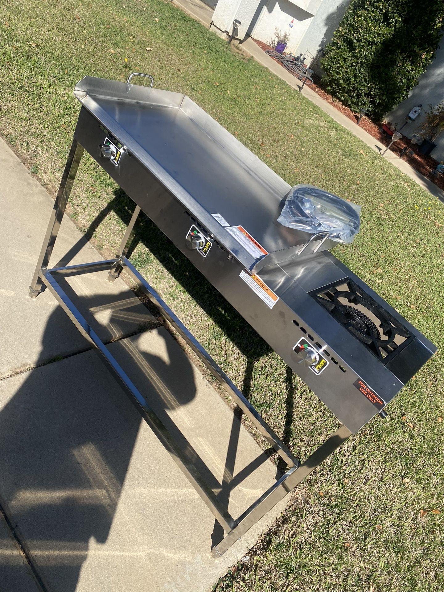 3 Burner With Plancha 