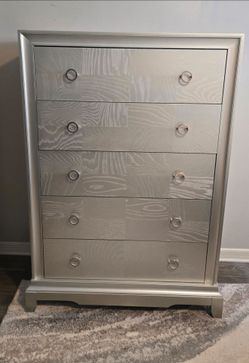 Modern 5-Drawer Chiffonier (Silver/Wood) - Cómoda Alta Elegante (Plata/Madera)