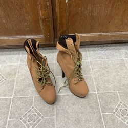 Women’s Boots 
