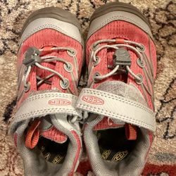 Keen kids shoes 11US