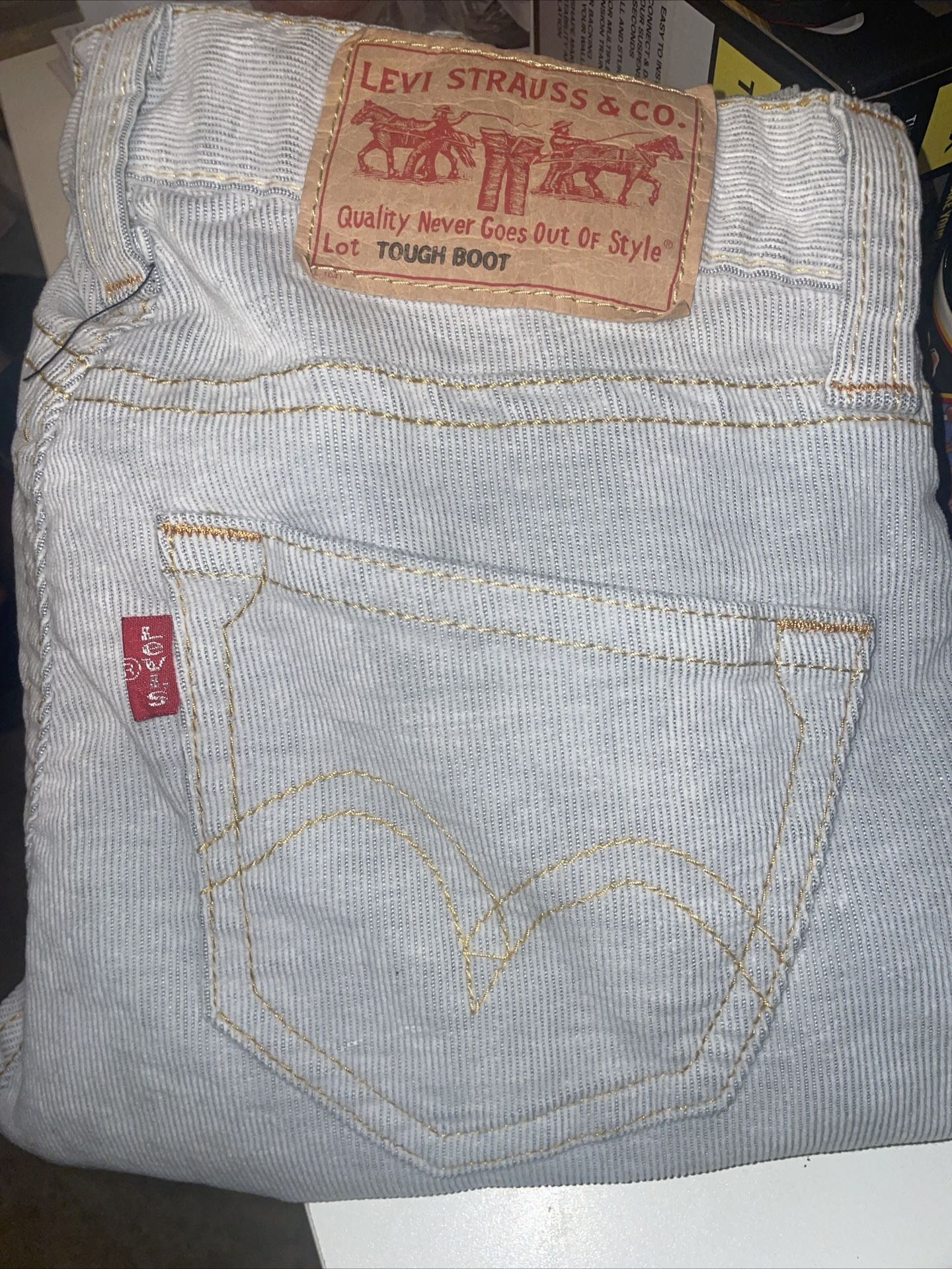 Levi’s Type 1 corduroy jeans size 8 / W29.