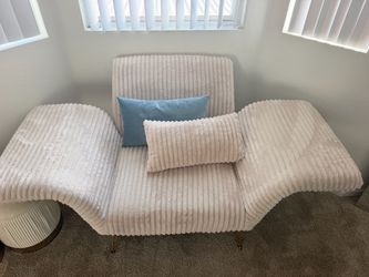 Comfy Accent Chir