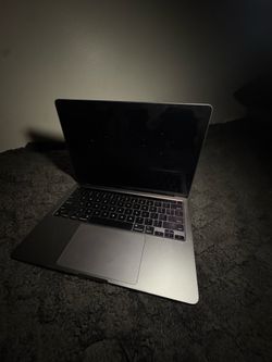 MacBook Pro M2 2022