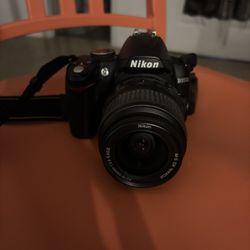Nikon D3000