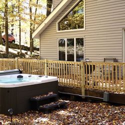 Bar Harbor SE Hot Tub