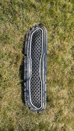 2017-2019 Kia Niro Front Bumper Upper Grille Assembly OEM