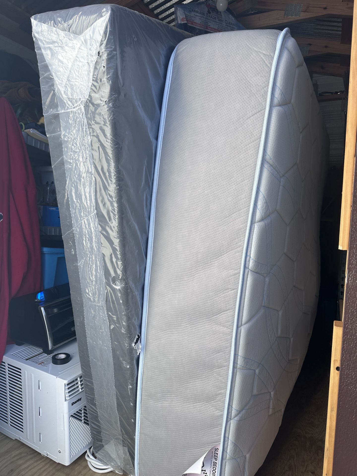 Mattress King