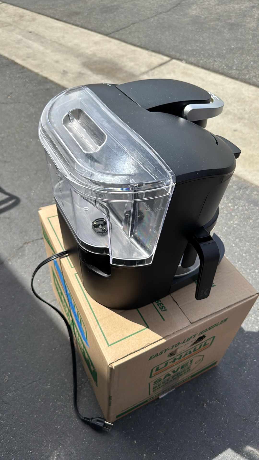 Keurig Coffee Maker- Used