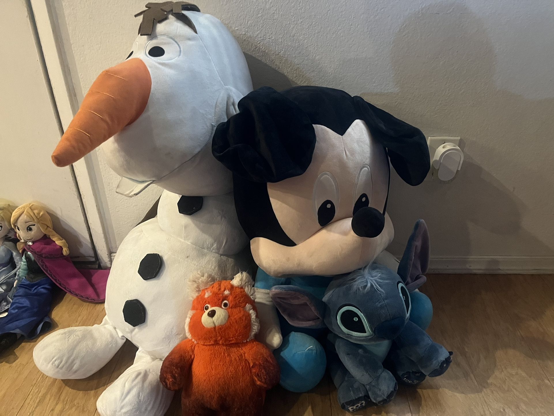 Disney Stuffed Animals 