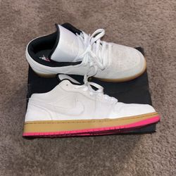 Jordan 1 Low Retro 