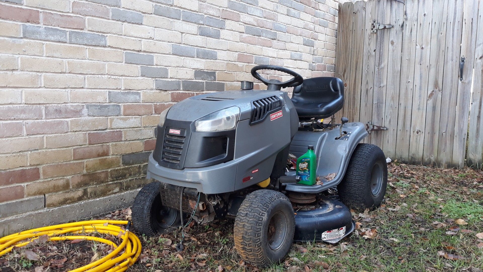 Craftsman riding lawn mower