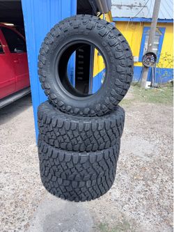 35x12.50R18 Toyo RT Pro