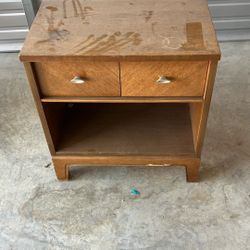 Vintage John M Smyth Company Dixie Side Table 