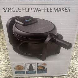 BRAND NEW Single Flip Waffle Maker