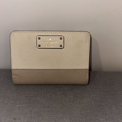 Kate Spade Two-Tone Leather Wallet — Neutral Beige / Cream