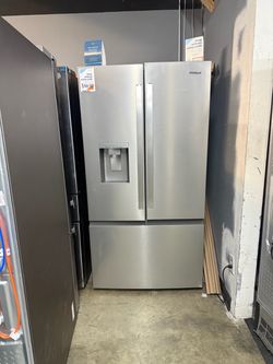 WHIRLPOOL STAINLESS STEEL FRENCH DOOR REFRIGERATOR WITH DUAL ICEMAKER 😍