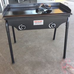 Double burner with plancha