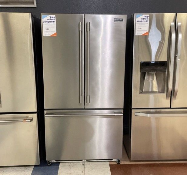 KitchenAid 3 Door French Door Refrigerator With Internal Water Dispenser And Ice Maker G