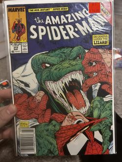 MARVEL COMICS (read description)