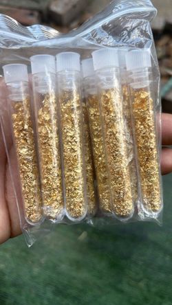 Gold flake tubes