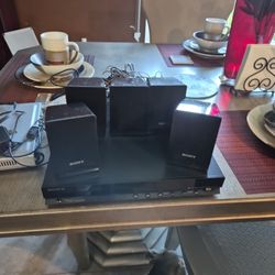 Sony Speaker System 5 Speakers, With DVD Player