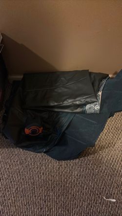 2 queen, air mattresses and pump