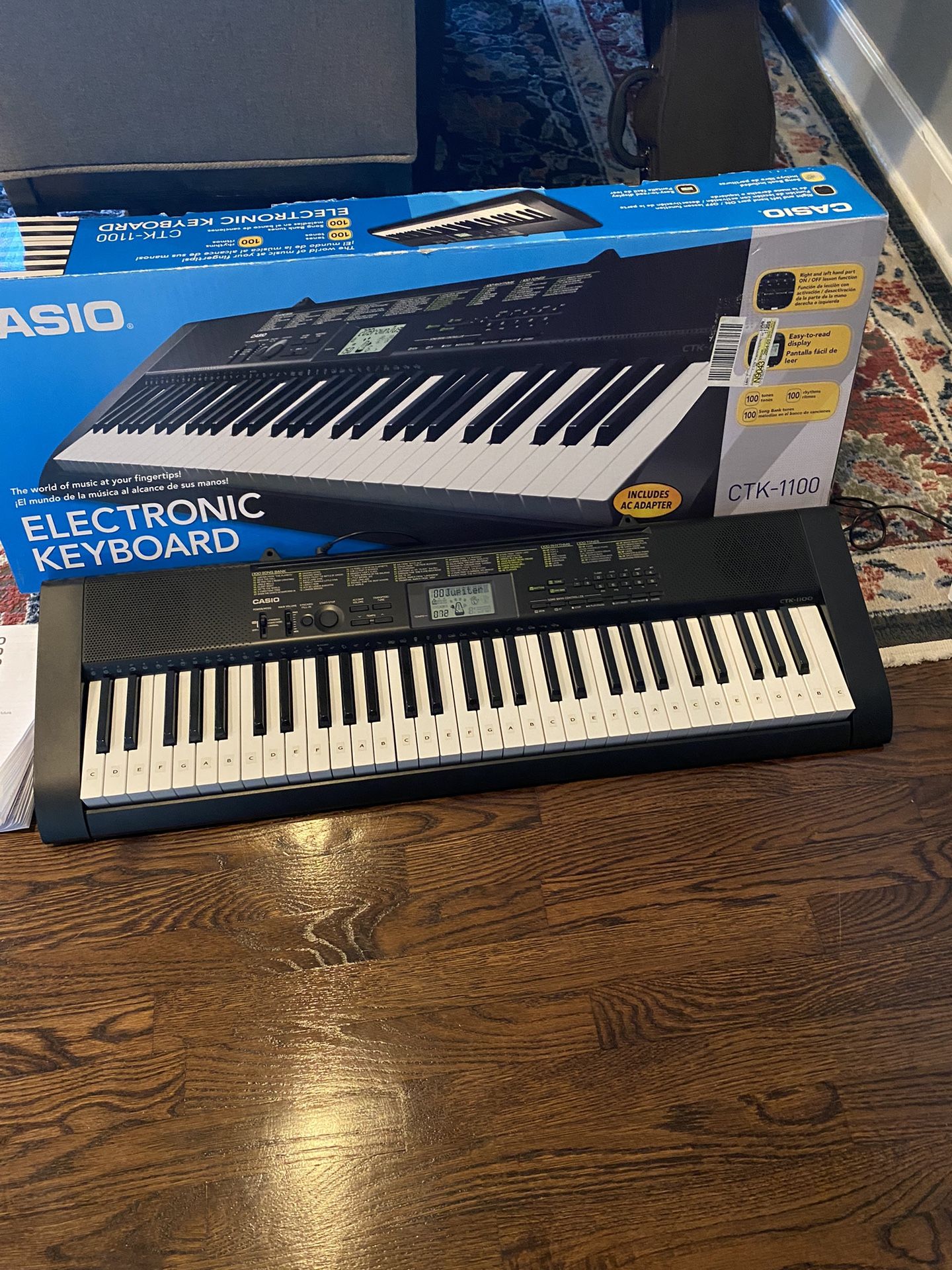 CASIO ELECTRONIC KEYBOARD CTK -1100