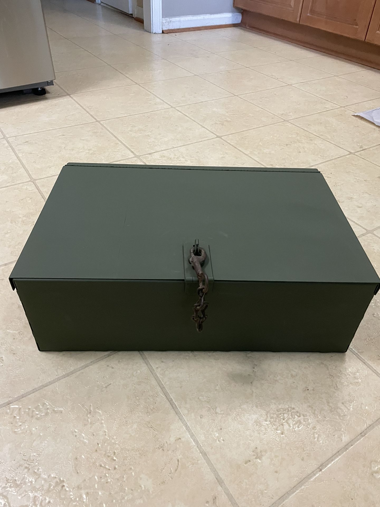 RUST FREE!! Large Heavy Steel Storage Box