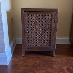 Night Stand/ Álbum Storage 