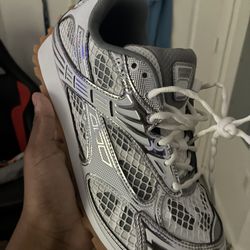 Silver Bottegas. Sz 44(small fit)