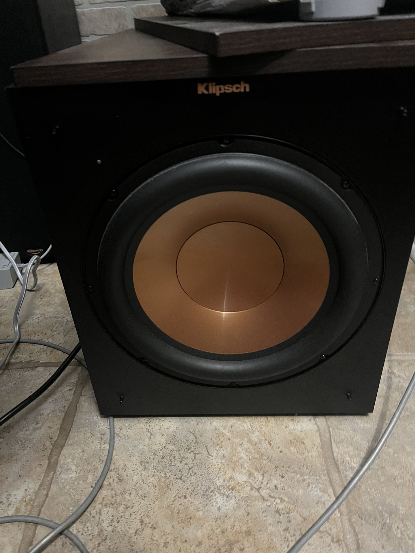 Klipsch Subwoofer for Sale in Carol Stream, IL OfferUp