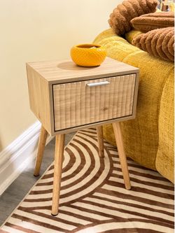 Oak grain night stands