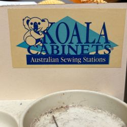 Koala Sewing Table 