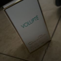 Volupté  (Oscar Do La Renta)