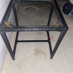 Wicker Metal Table