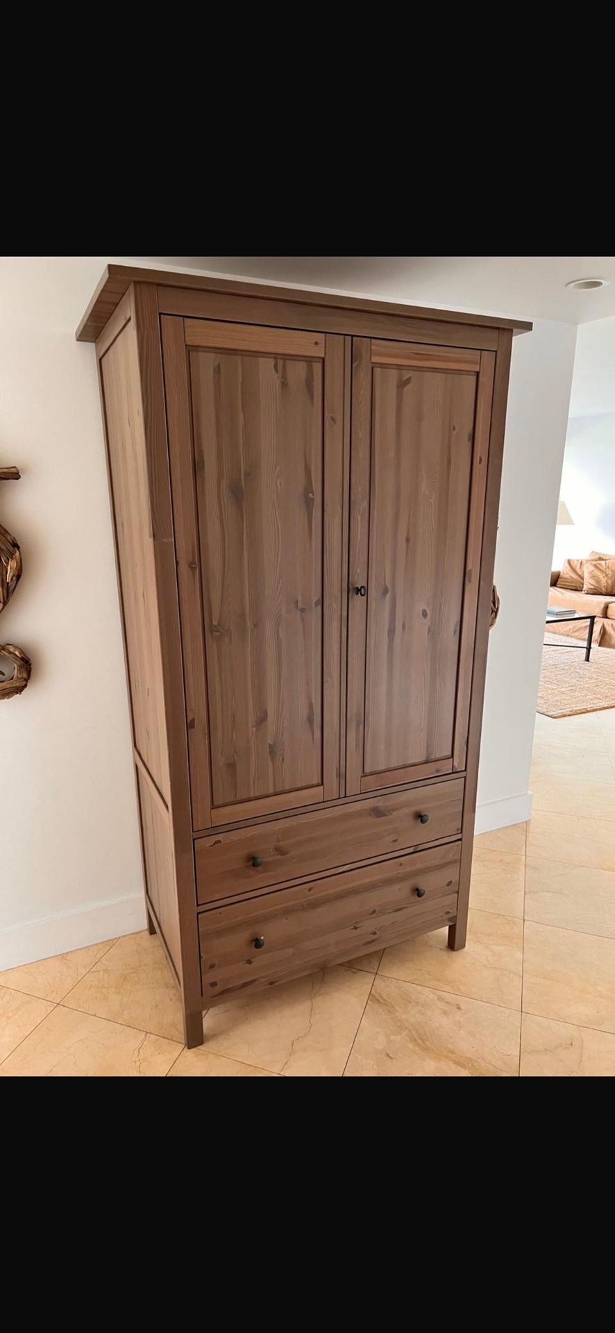 $265 Wardrobe/Armoire With 2 Drawers
