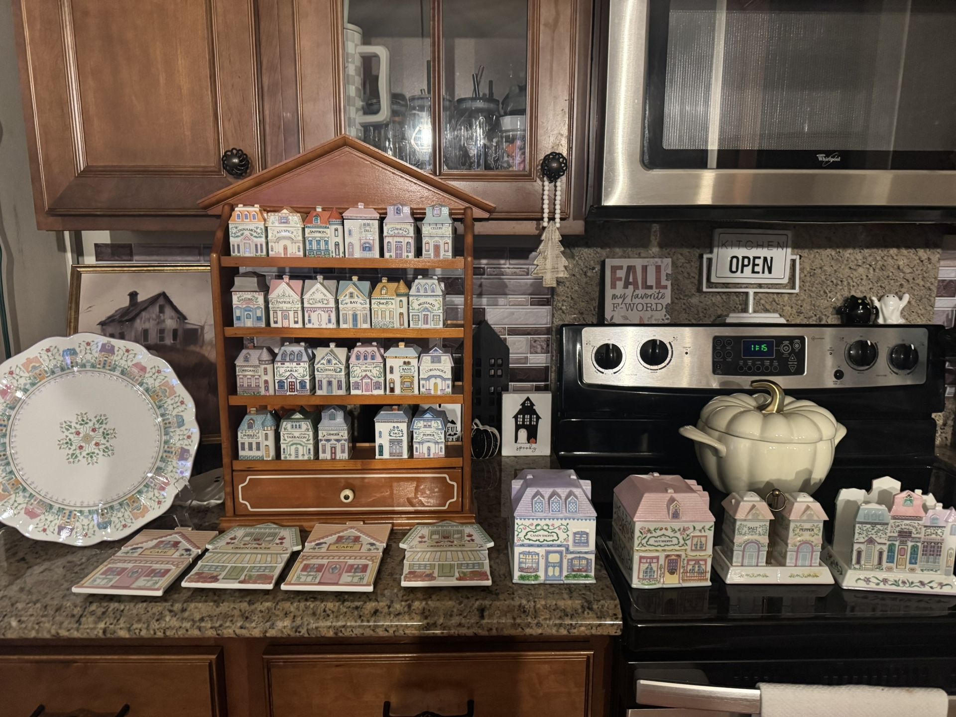 Lennox Village Set