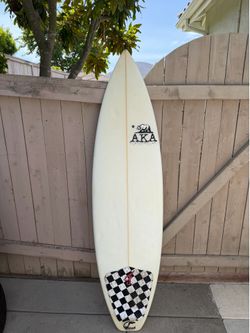 5’10’’ AKA Shortboard