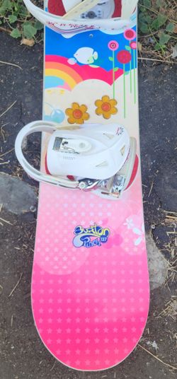 137 Cm Burton Snowboard And Bindings