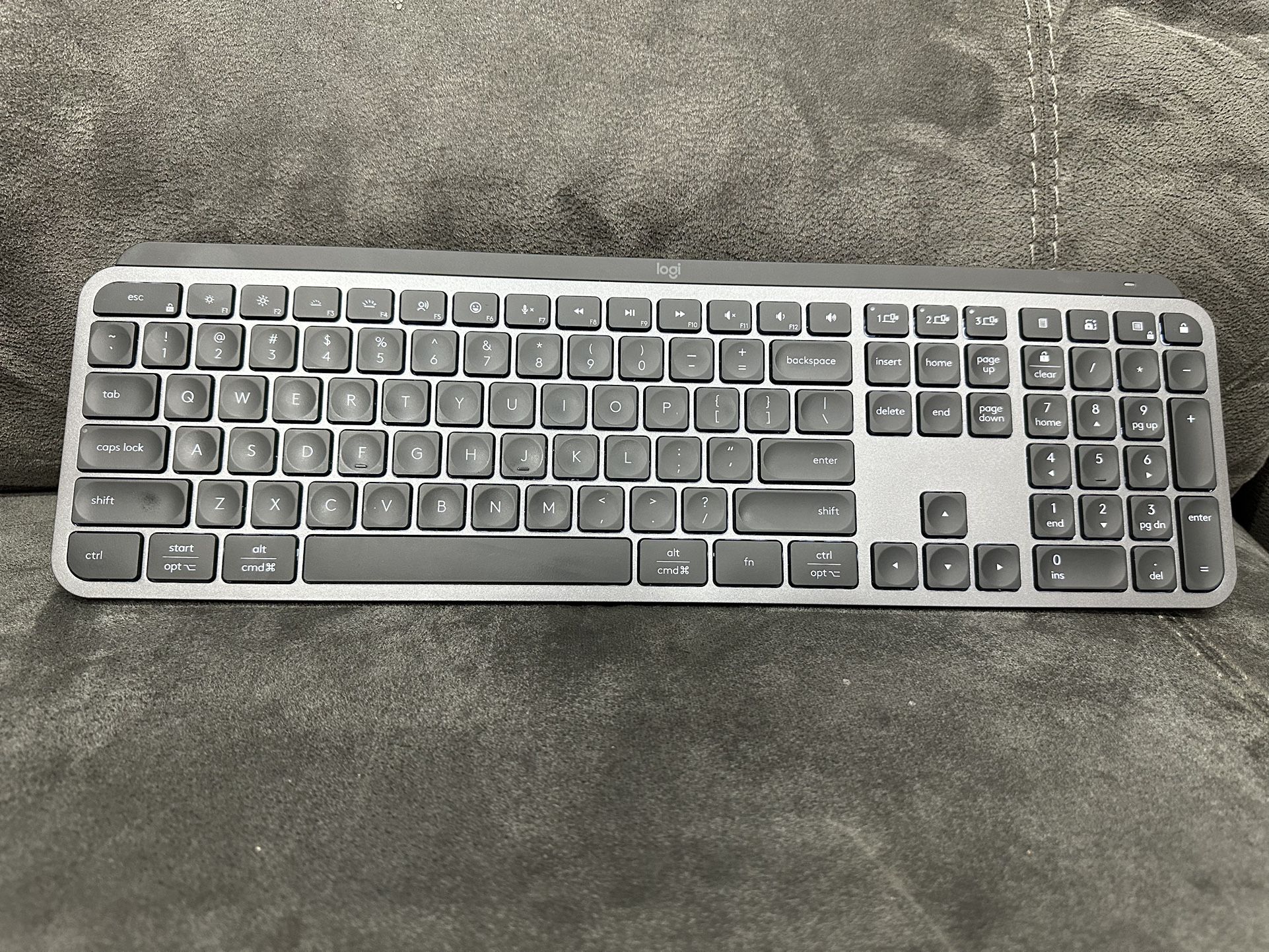 Logitech MX Keys Advanced Wireless Illuminated Keyboard in Black