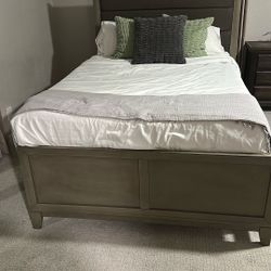 Nice Full Size Beds With Mattress And Linens 2 Available 