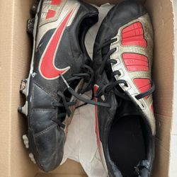 T90 Soccer Cleats 