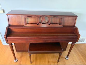 Yahama M500 Piano